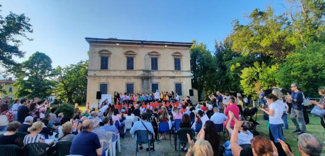Cori in villa! Le voci di bambine e bambini, emozionanti e coinvolgenti
