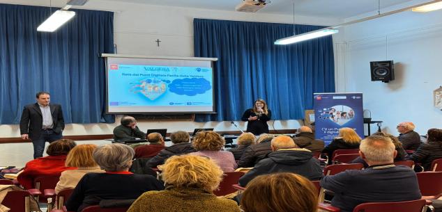 Partecipazione, interesse e voglia di digitale all'incontro sui Punti Digitale Facile promosso dall’Unione Valdera