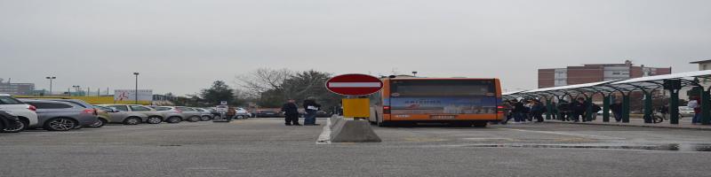 L’Unione Valdera implementa “Ti accompagno” il servizio di sorveglianza degli studenti alle fermate del trasporto pubblico locale del Villaggio Scolastico di Pontedera